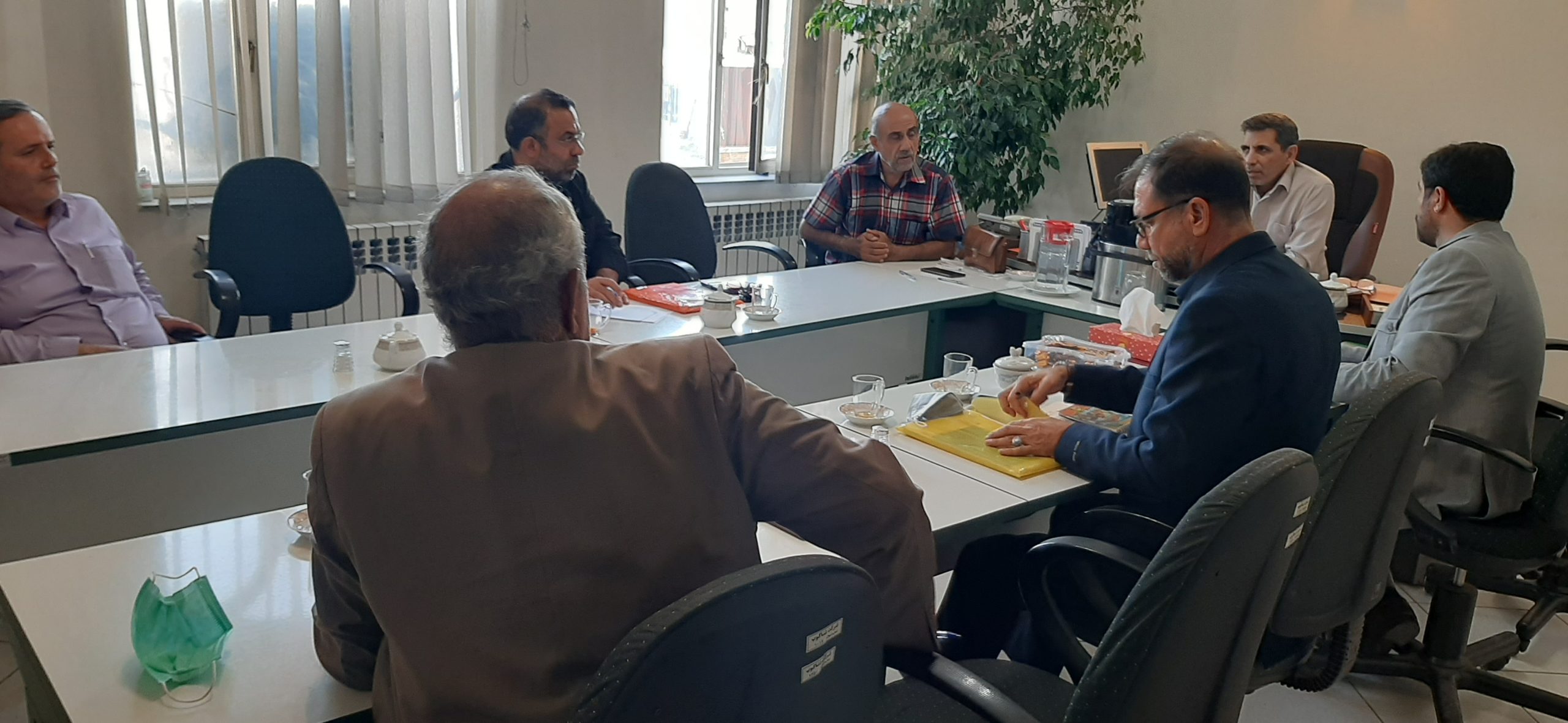 نشست هم‌اندیشی اعضای تهران